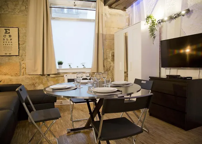 Valentine - Authentic Design Large Notre-dame Seine Walk דירה *