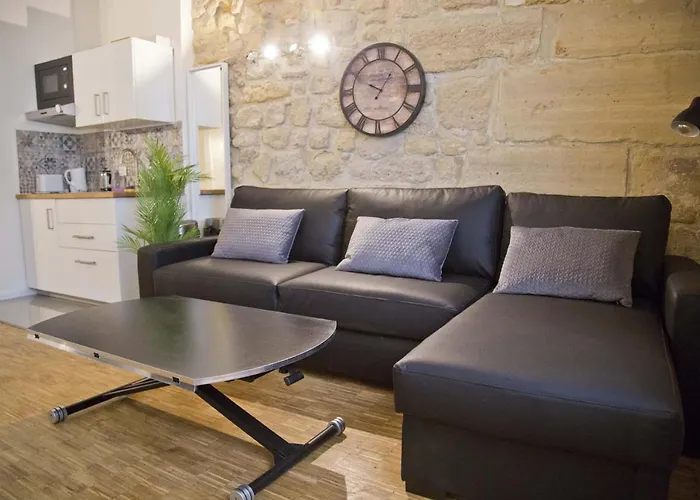 Valentine - Authentic Design Large Notre-dame Seine Walk *